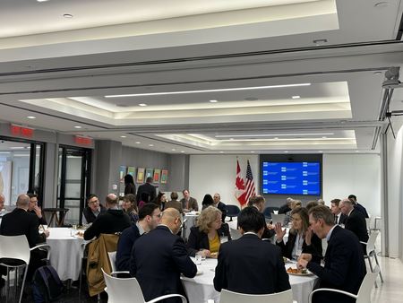 20260121 h eating lunch