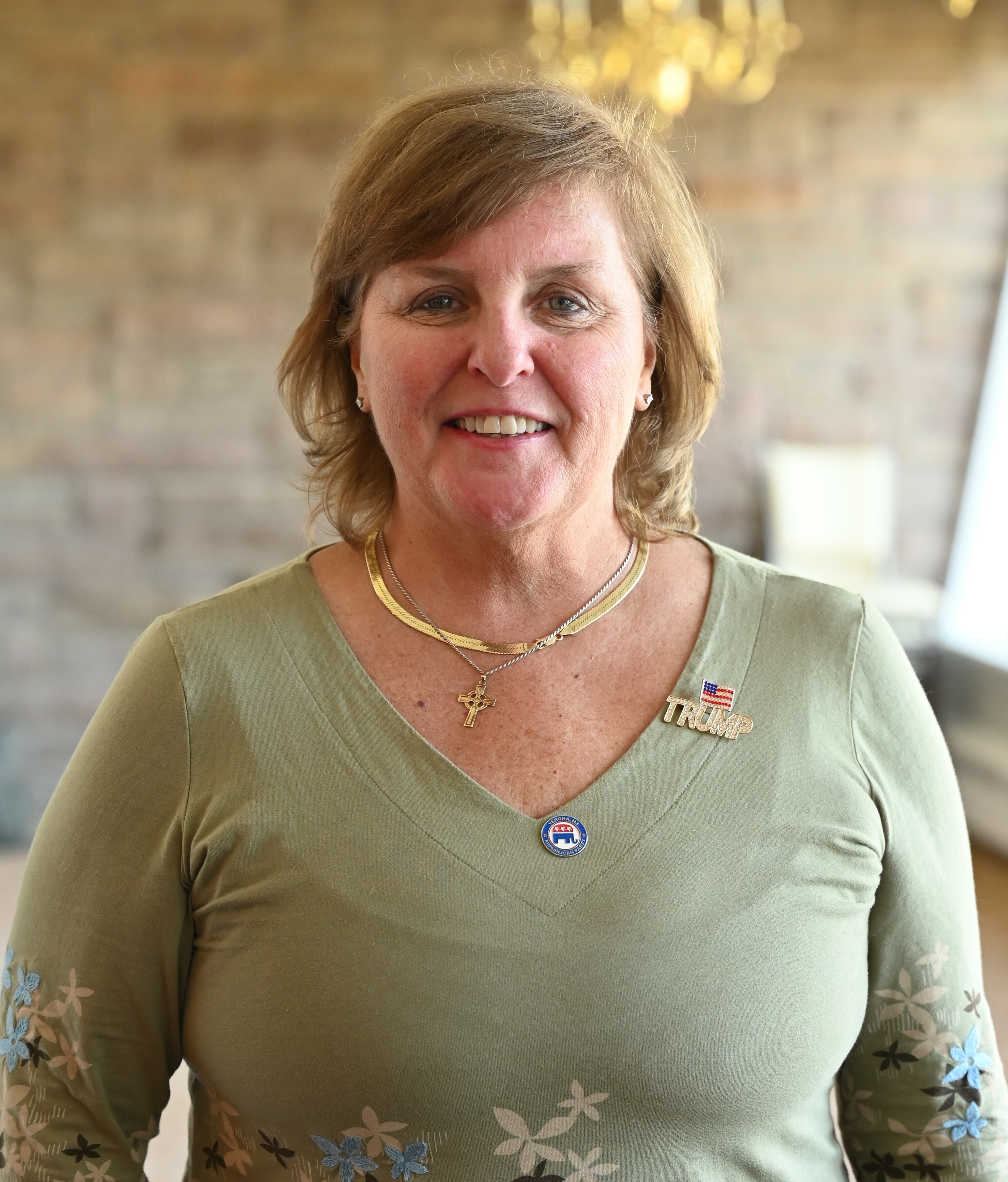 Susan_VanBlarom_headshot.JPG