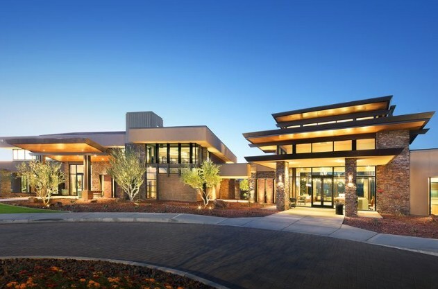 Saguaro_Center.jpg