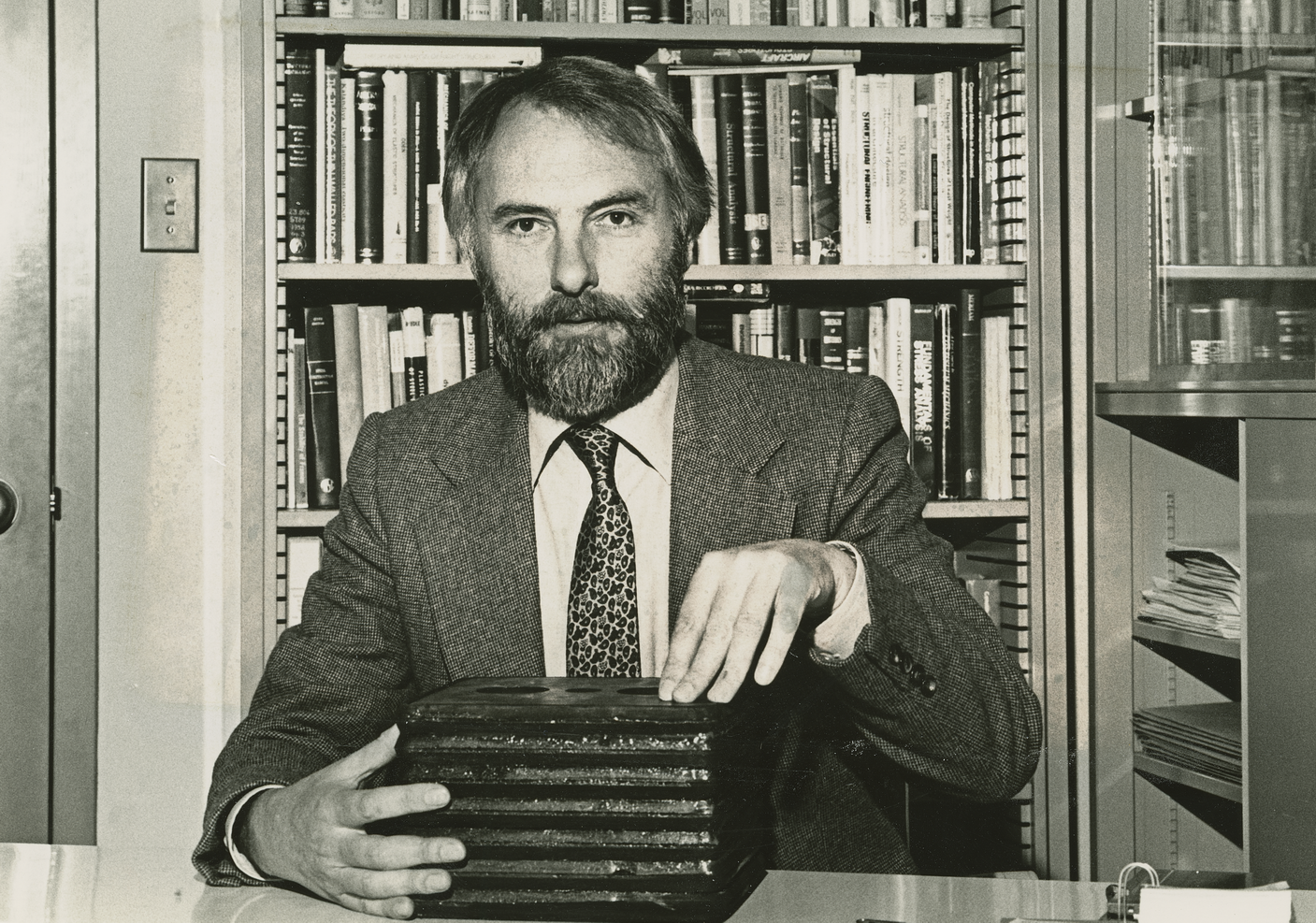 Professor James Kelly 53454356412524