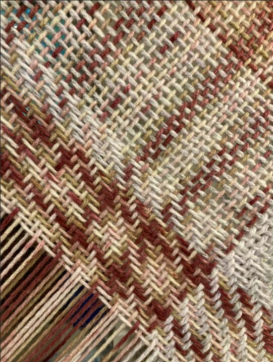 Continuous_Weave_Square_Pic.jpg