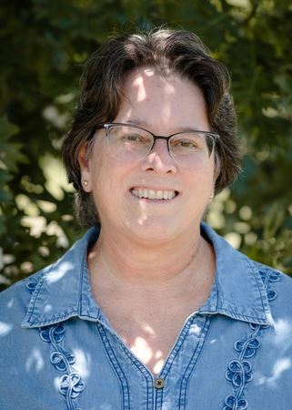 Membership Chair - Terri Hennessey
