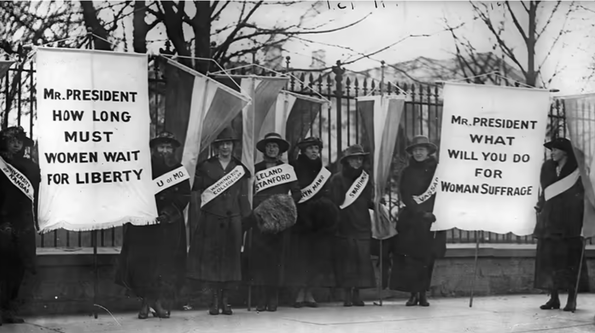 whitehouseprotest.png
