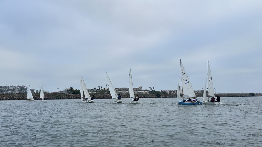 UCLA Sailing team - FJ start