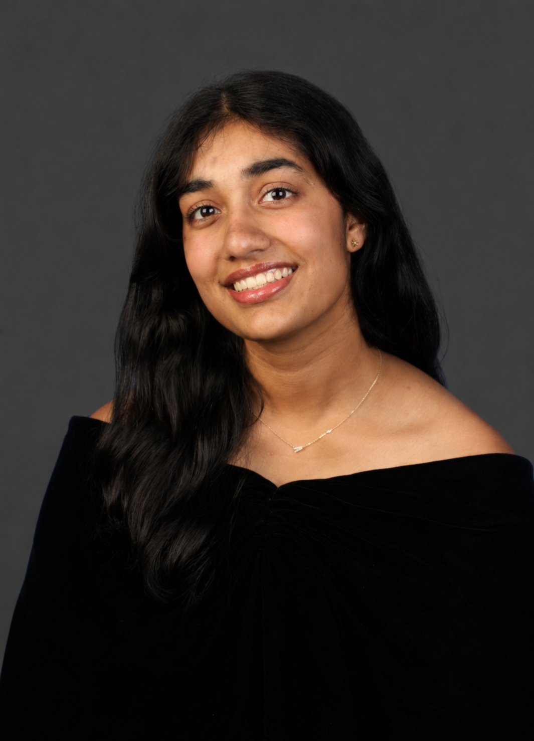 2026_seniorphoto5.png