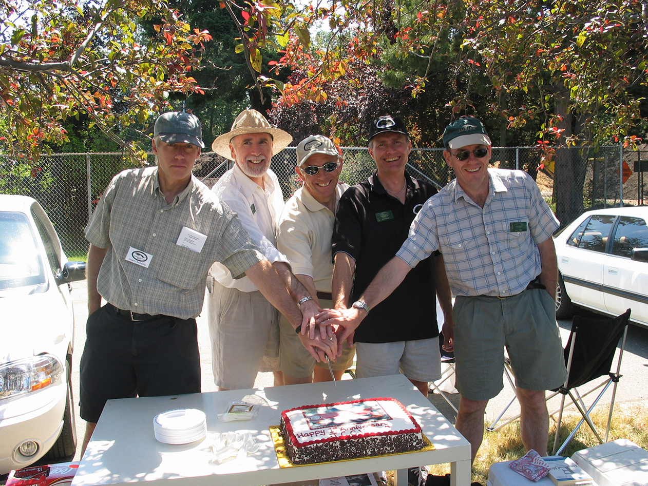 10-year-jaguar-car-club-on-vancouver-island_20221028.jpg