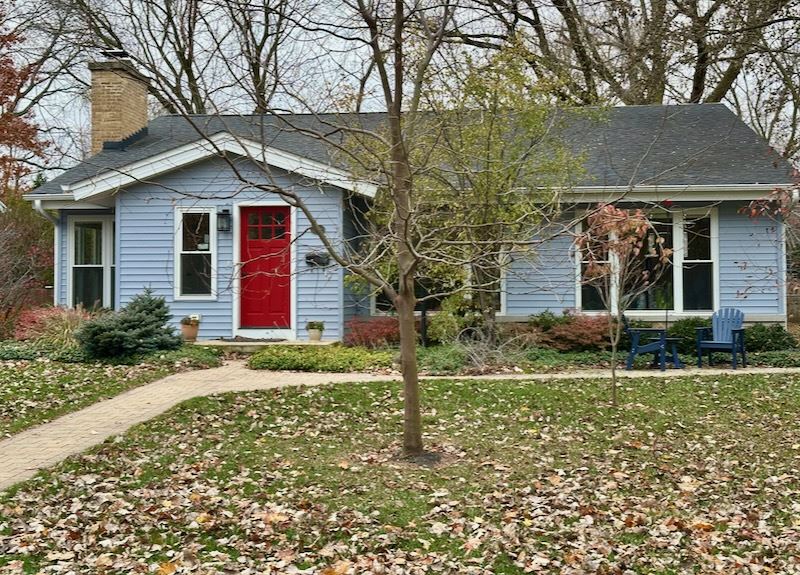 Housing sm blue tract