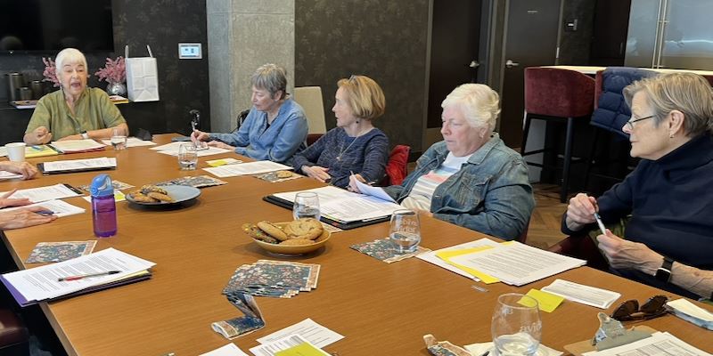 Pollwatcher training session
