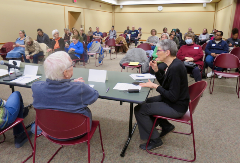 Food sharing event audience