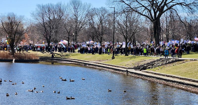 No Kings protest at Arrington Lagoon 