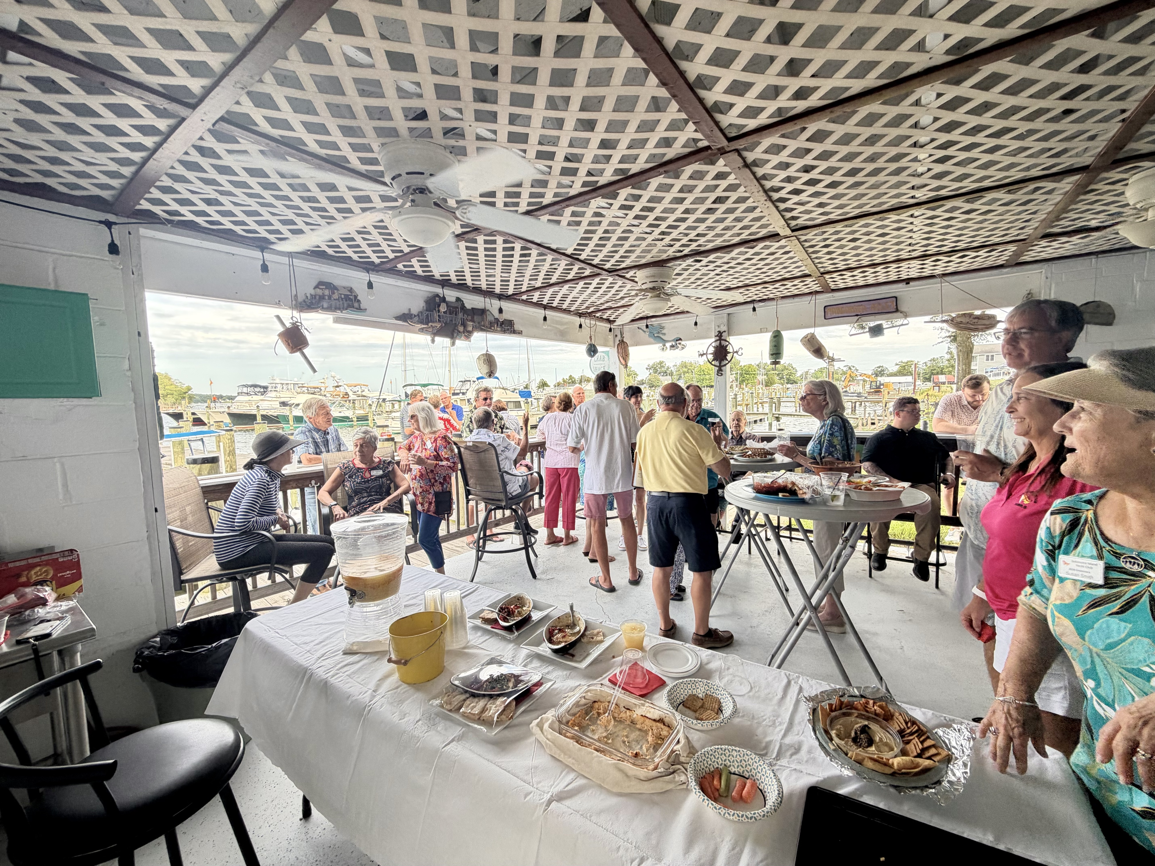 2026 Crab Shack Happy Hour Horizontal