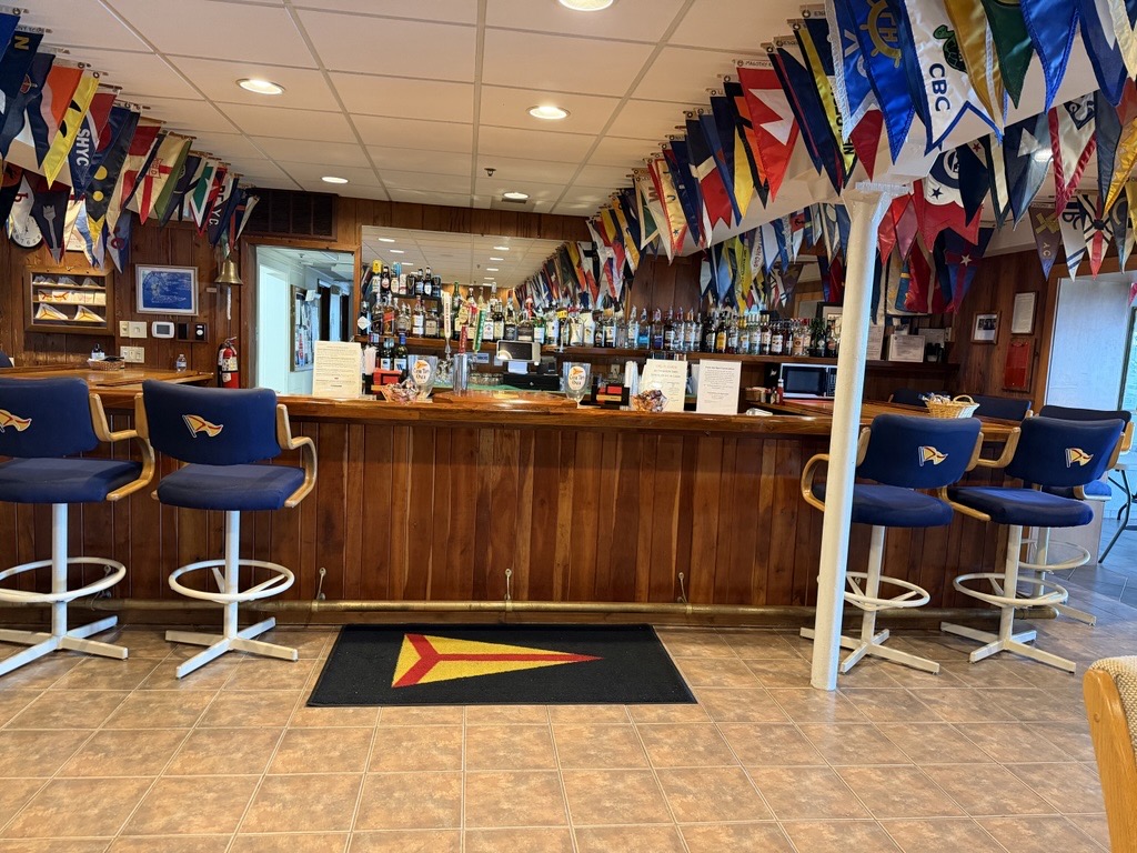SIYC bar