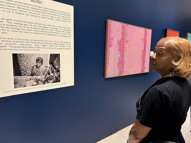Alma Thomas exhibit at Smart Museum