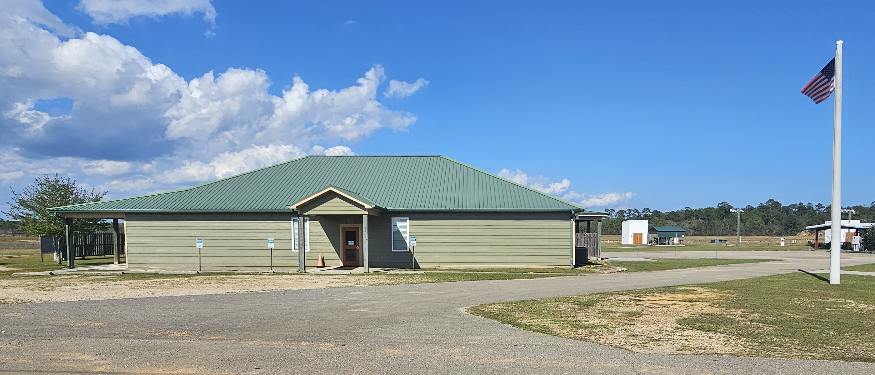 Skeet_pavilion.jpg
