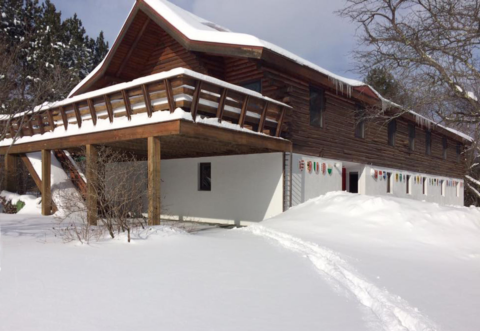 lodge_GeorgeT_winter.jpg