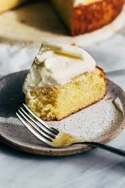 Almond_Olive_Oil_Cake_with_Marscapone_Sauce