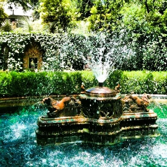 Chandor_Gardens_Fountain_12.29.2025.jpg