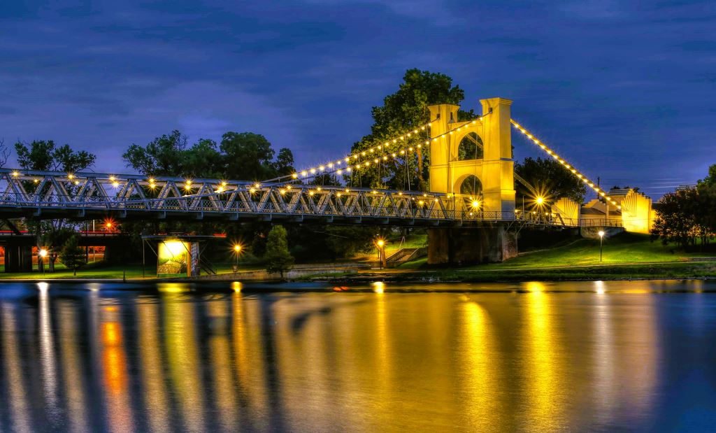 Waco suspension bridge over brazos