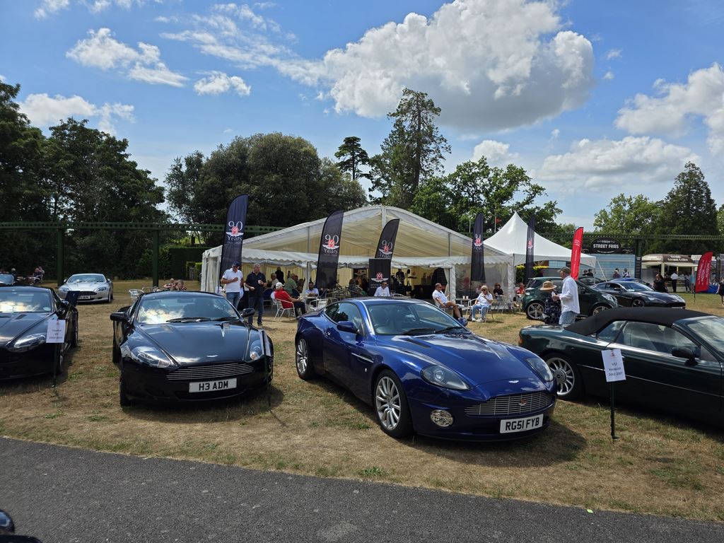 2025 simply Aston Martin