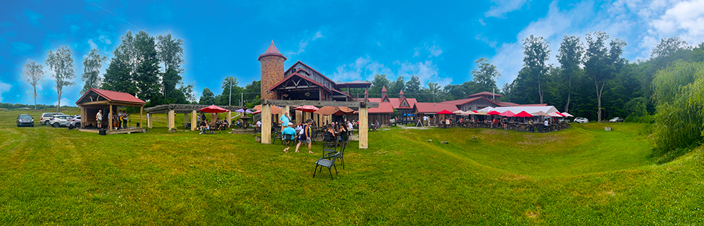 Gatehouse Winery Outdoor Seating Area