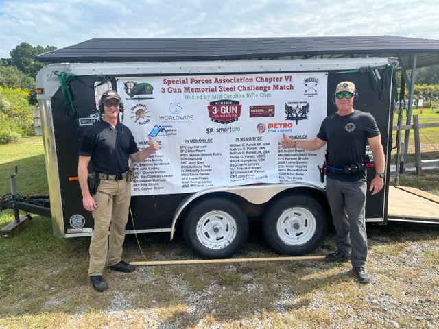 Gen Ferguson and Gen Beaudette with Ch 6 Banner
