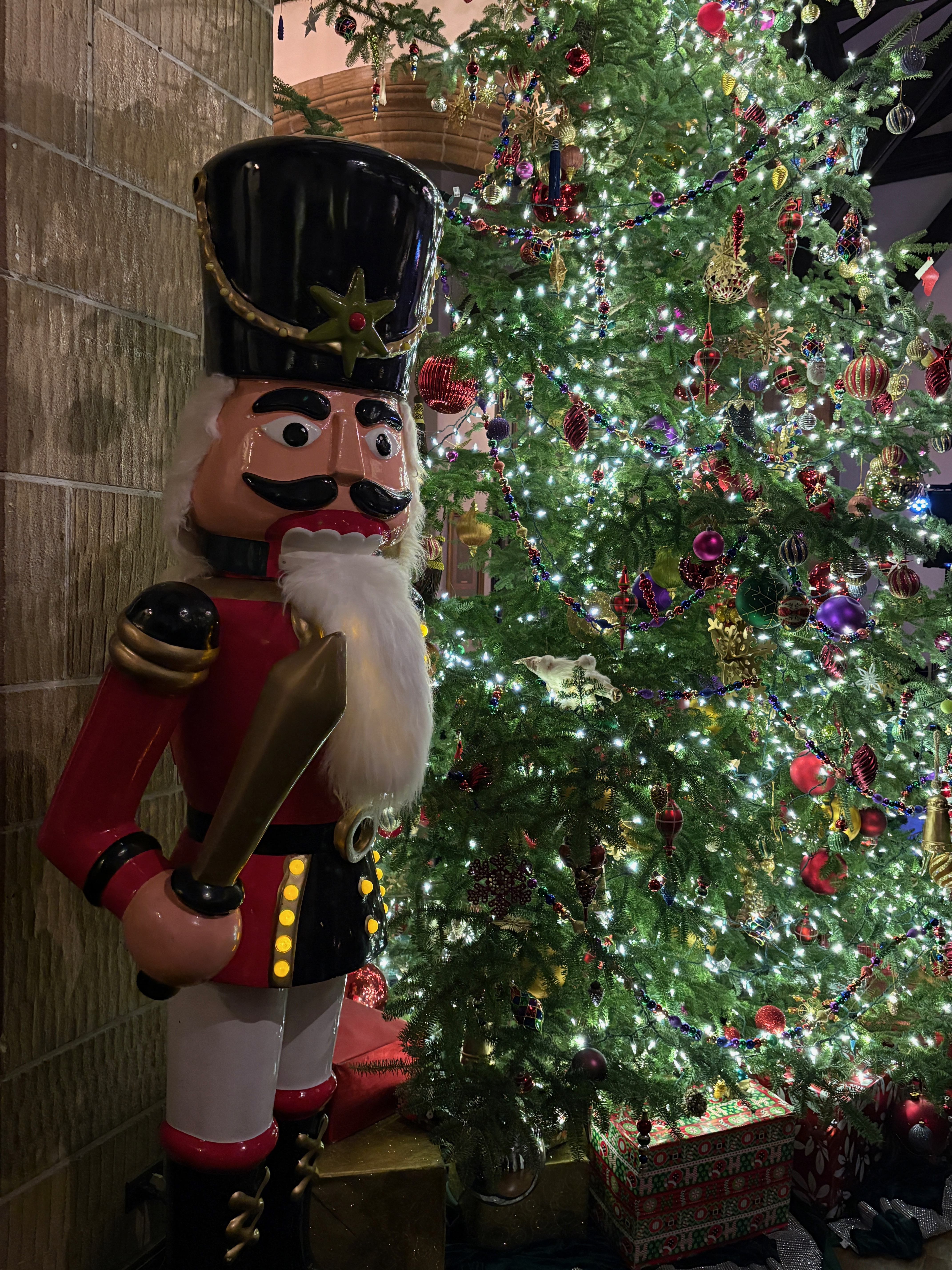 Mistletoe Magic 2024 Tree_Soldier