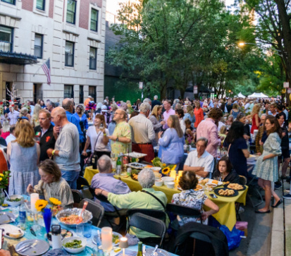 Group of people enjoying an evening on Astor