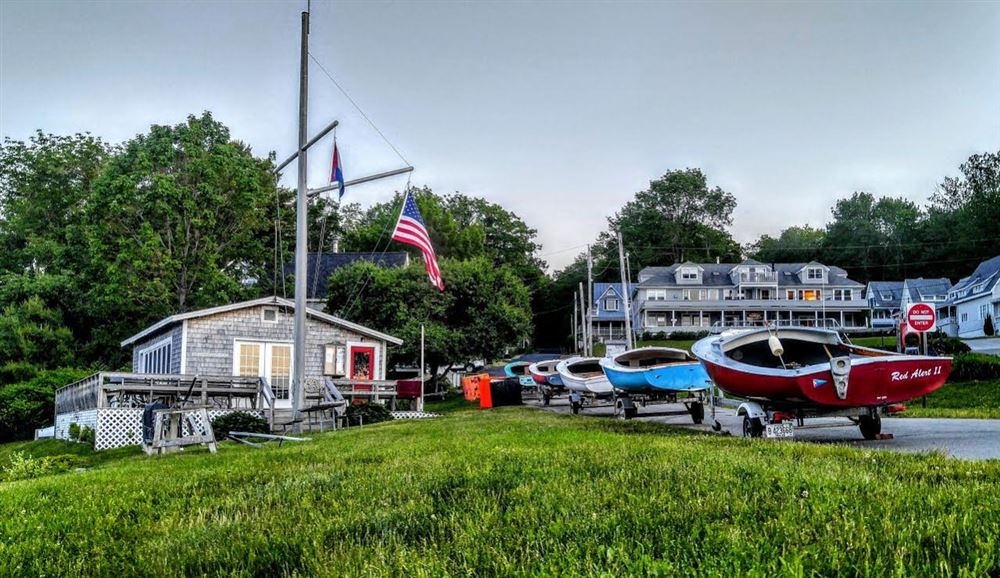 NYC Clubhouse in Spring