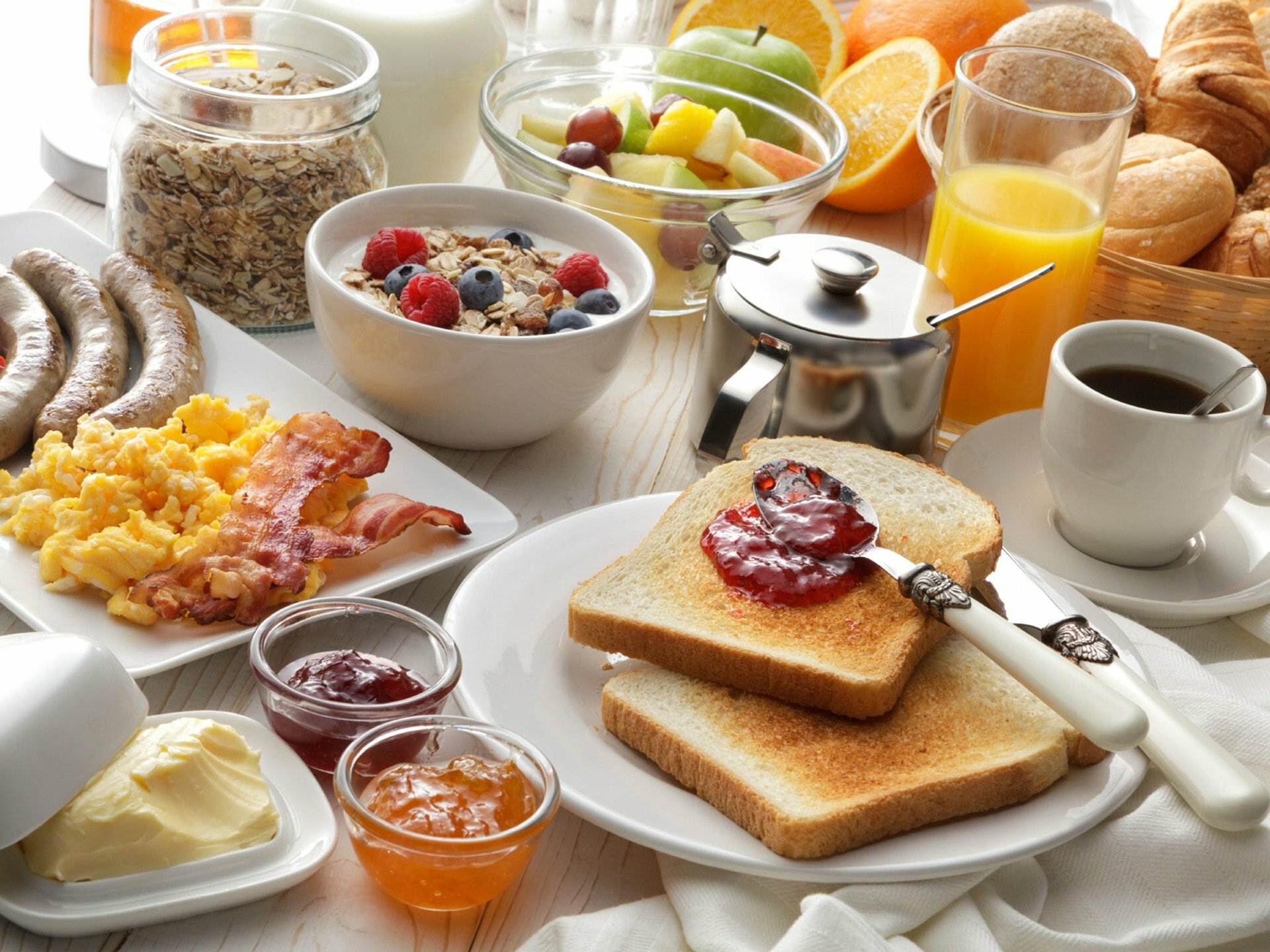 Brunch_Free_breakfast_pixabay_3137152_1920_1_.jpg