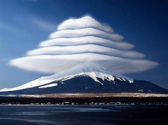 Lenticular_Clouds.jpg