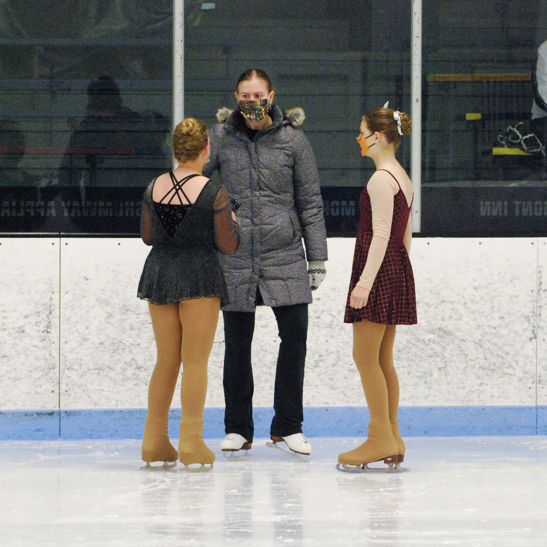 Andrea Cavey coaching Ice Royalty