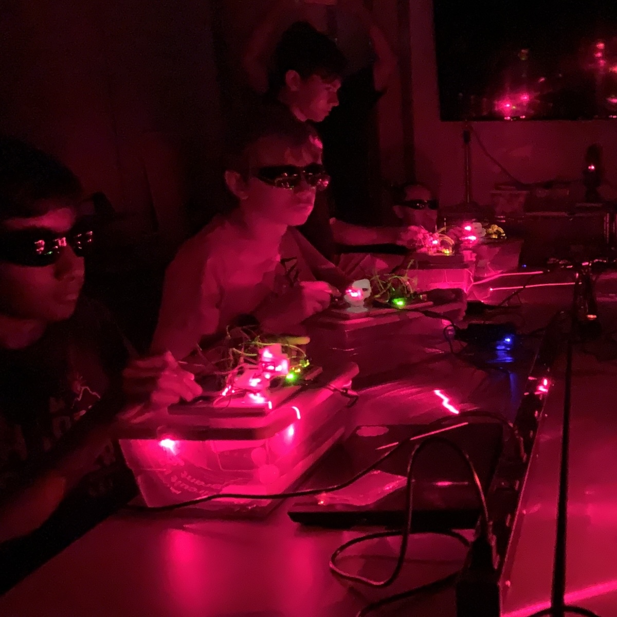 Arduino_Laser_Tag_1_-_SQ.jpeg
