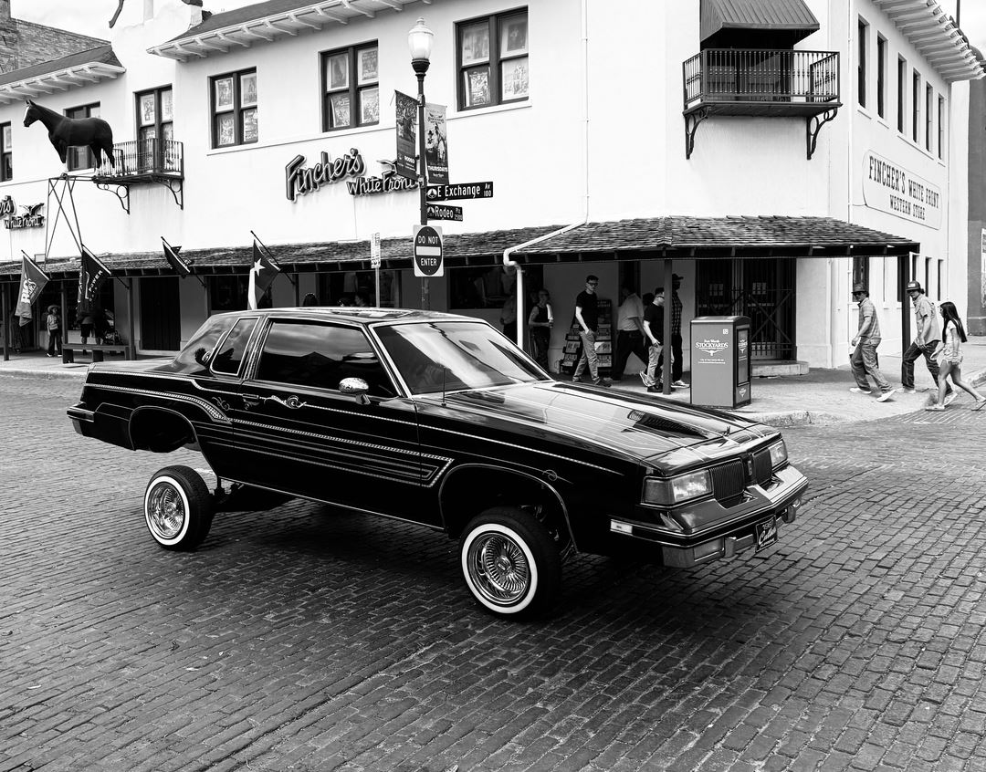 B W 1987 Cutlass