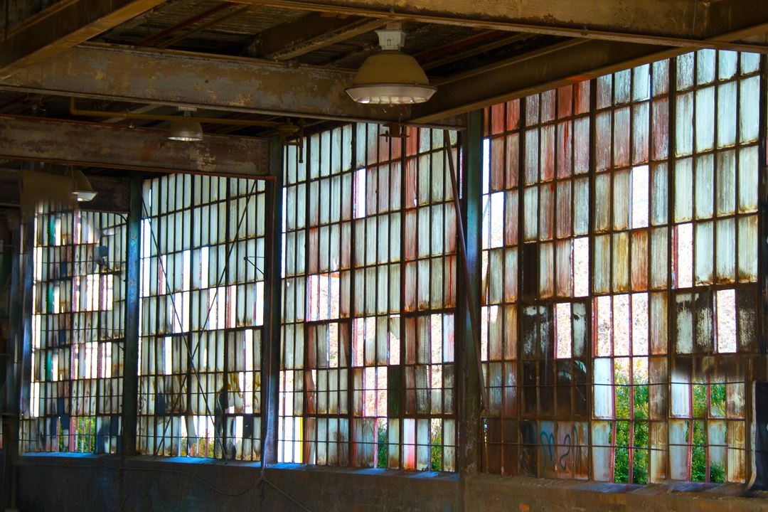 Foundry Windows