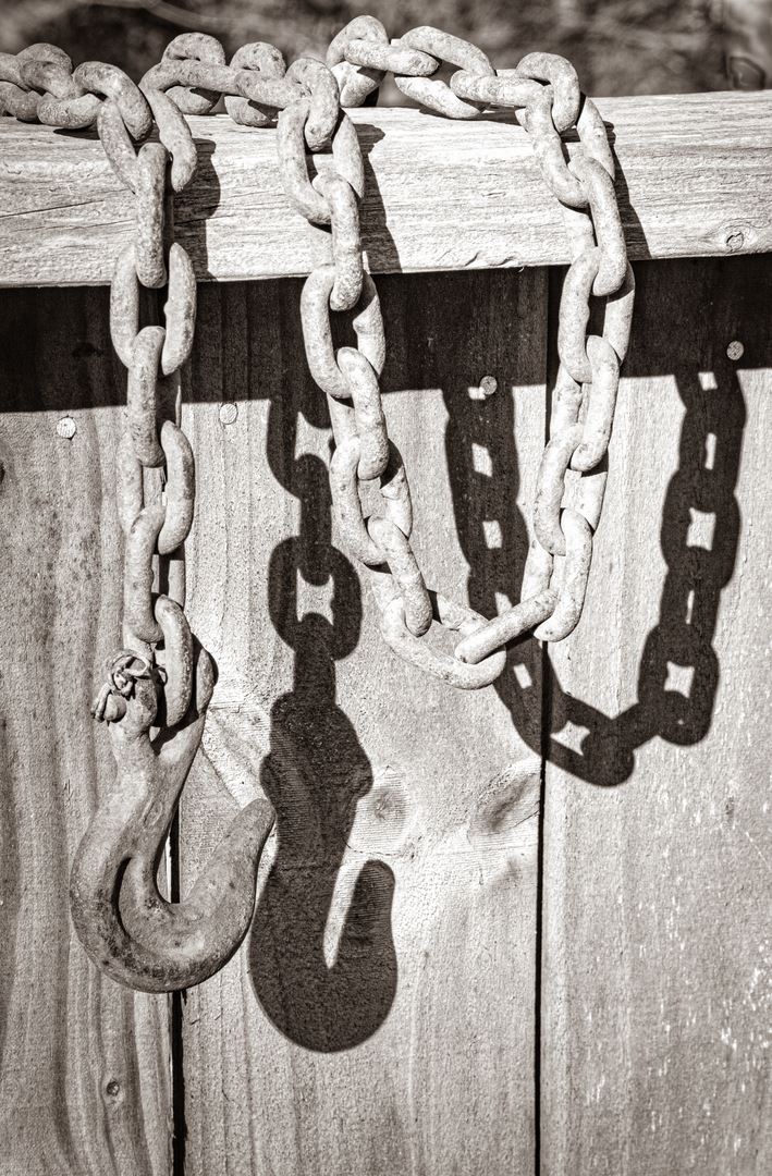 Hook and Chain 