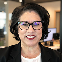 Michelle Miner headshot