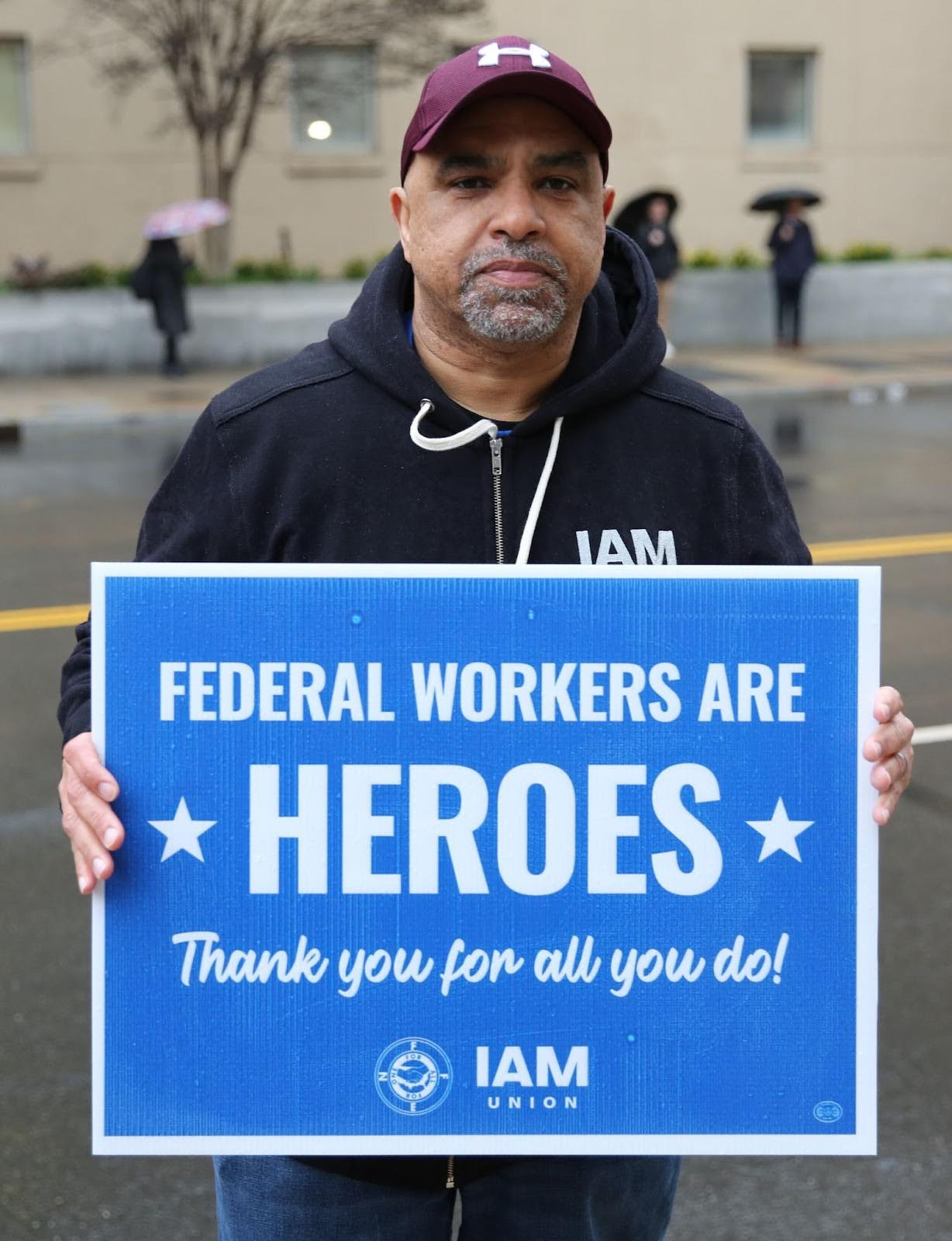 2025.10.10_PicketSignOTW-fed-wkrs.jpg
