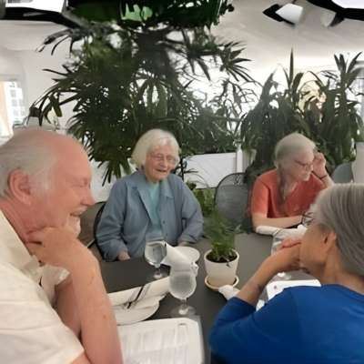 Group Talking 400x400