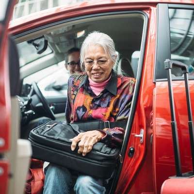 Services, woman in car, 400x400