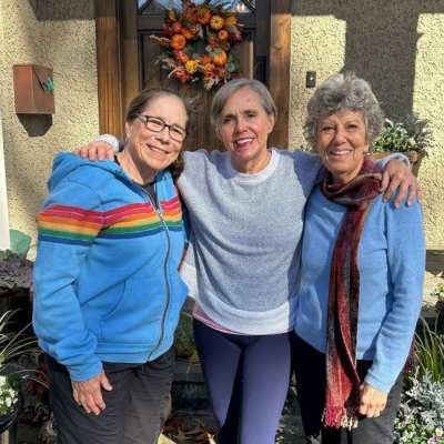 Three Women Volunteers.400x400