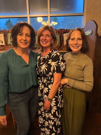 Chairs Of LNO Diana Barbara with Robin