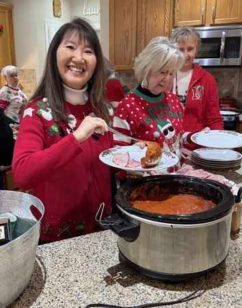 Tanya Sandee and Susan