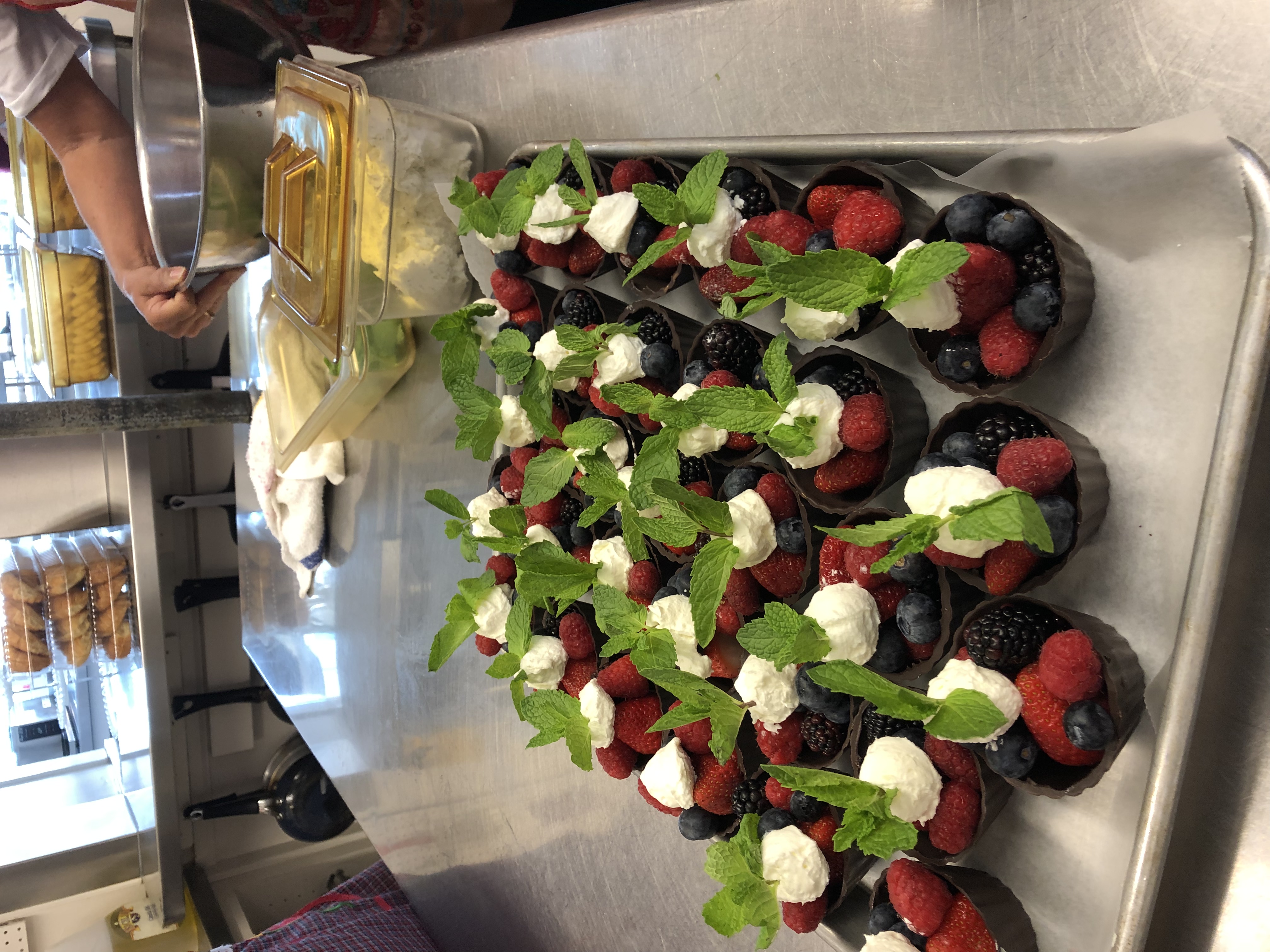 2021-10-2 Bridal Shower Chocolate Fruit Cup