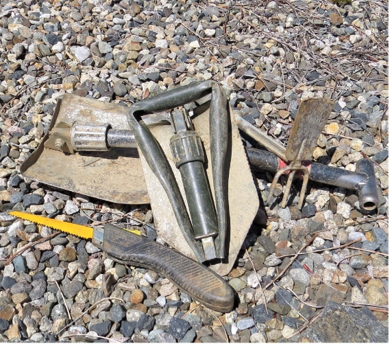tools3.jpg (edited)