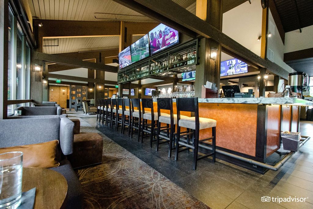 Riverhouse Lodge - Mt Bachelor, Oregon 