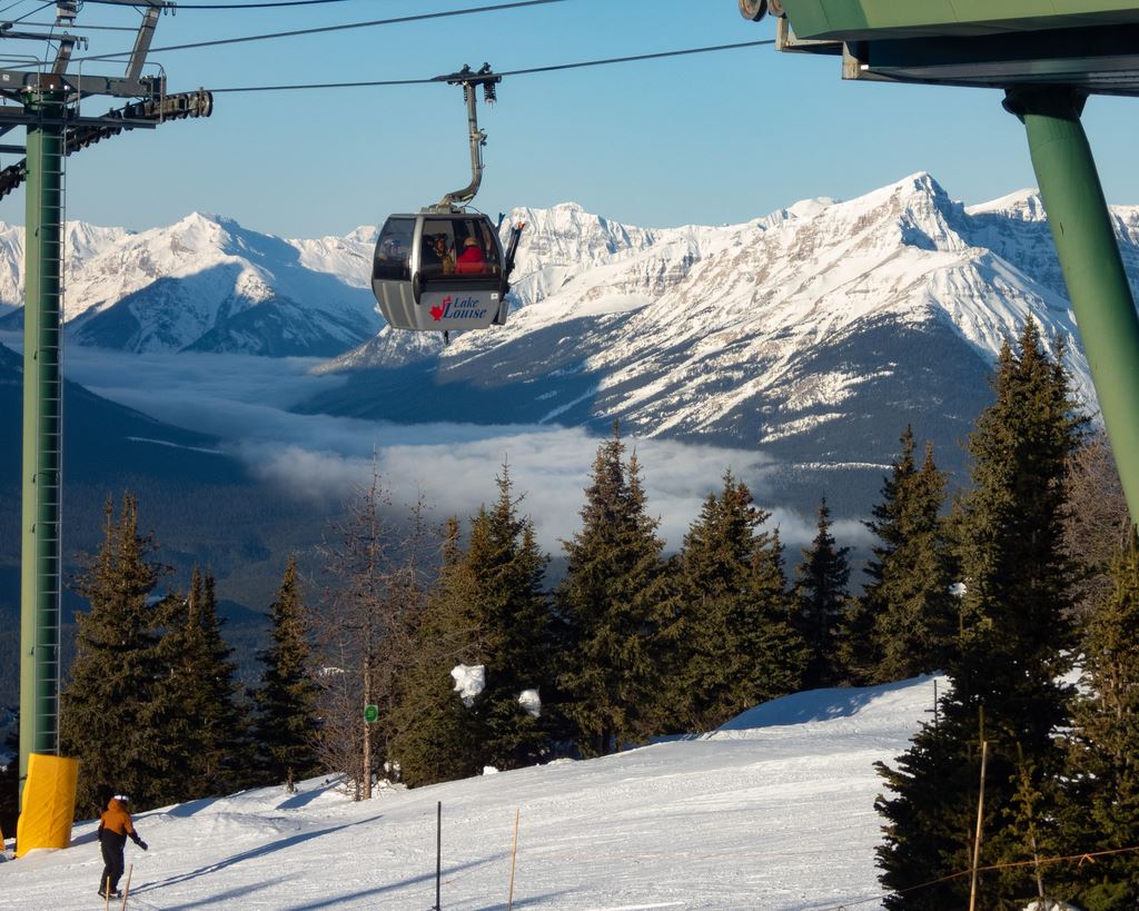 Grizzly Gondola at Lake Louise