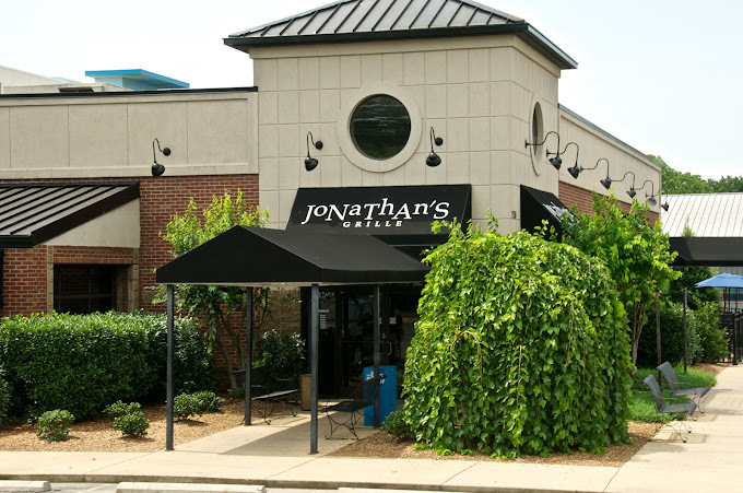 Jonathans_Grille_exterior.jpg