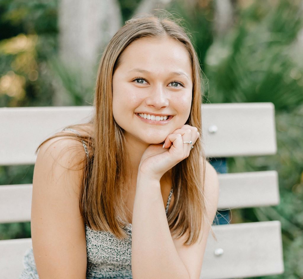 2020 and 2021 Recipient Zoe 