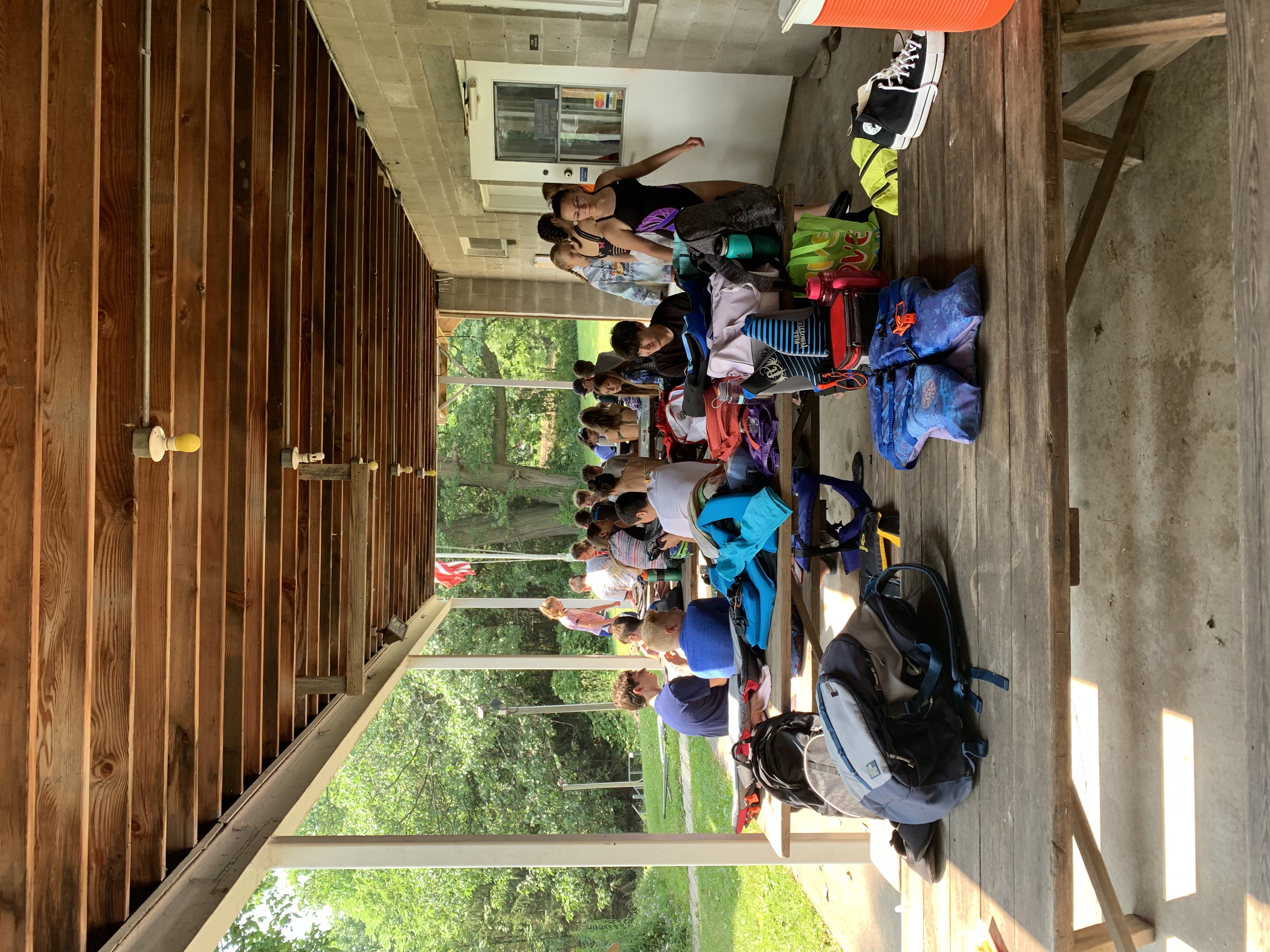 DC4BB561-C25D-4773-80F5-8D521ED7FDFB