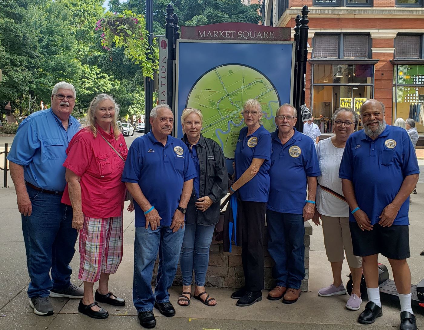 FL2-O at Market Square for Dinner